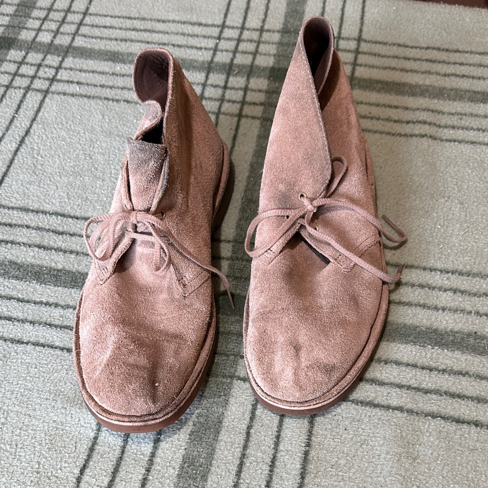 Clarks size 12 Men's Brown Suede Shoes